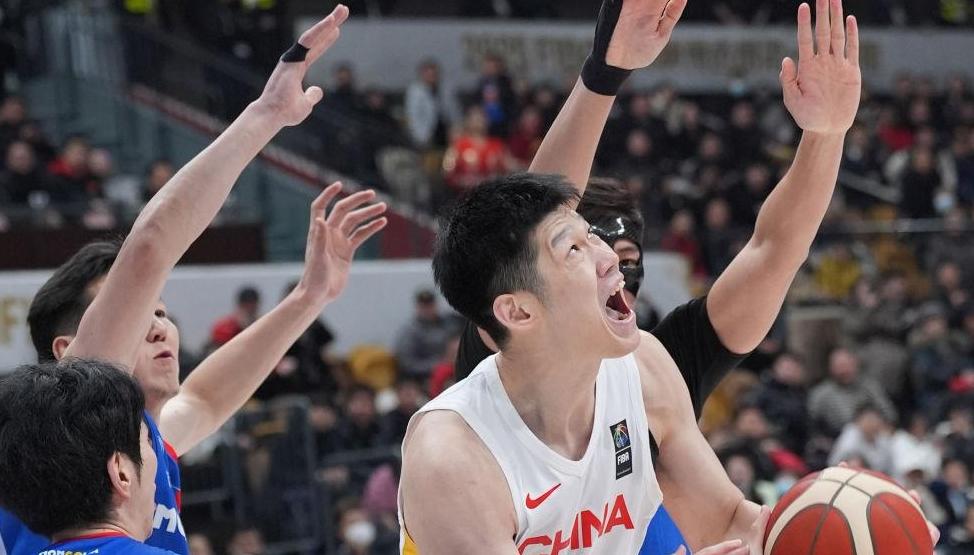 中国男篮轻松取下亚洲杯预选赛首胜
