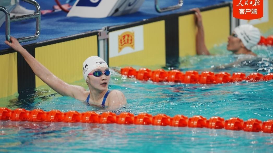 李冰洁获女子400米自由泳金牌