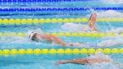 潘展乐夺得男子100米自由泳金牌,获得个人项目首枚金牌