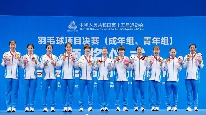 羽毛球成年组团体赛落幕 两场苏浙对决平分秋色