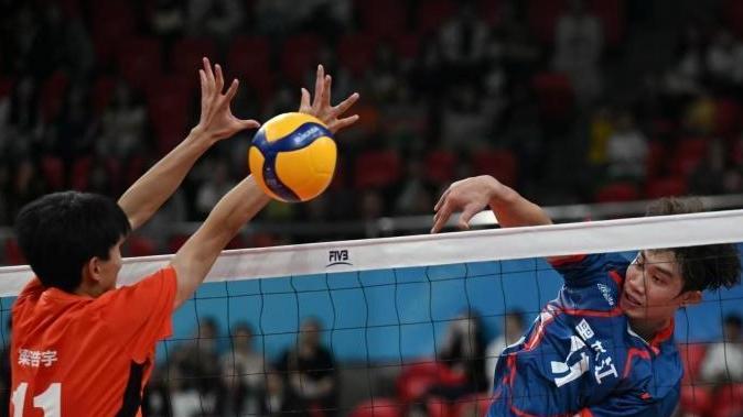 黑龙江男排“十五运”上演大逆转晋级四强