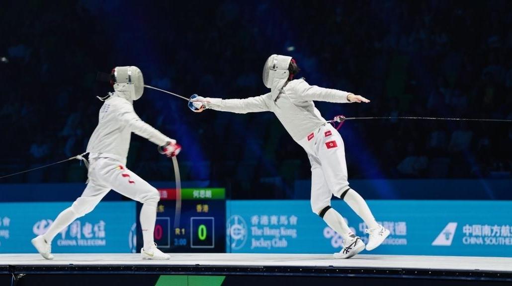 福建队林声获十五运会女子个人重剑冠军,山东队魏振浩取得男子个人佩剑冠军