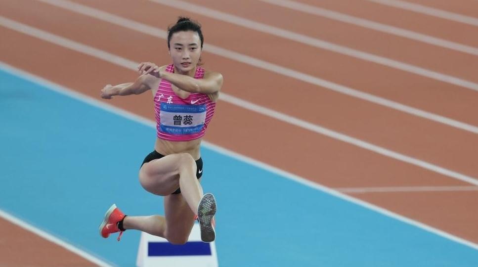 曾蕊获女子三级跳铜牌,无论结果好坏都能接受!
