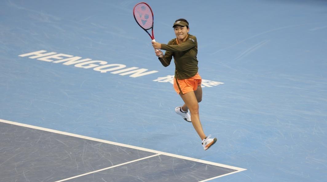 十五运会网球女单冠军诞生,“五朝元老”朱琳终摘金