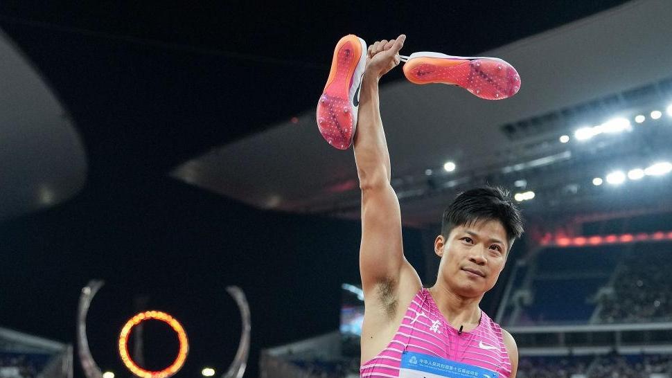 苏炳添宣布退役