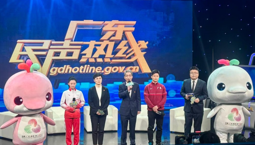 “热爱生活有目标”，苏炳添祝大家新年快乐