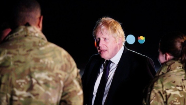 英国首相：将派千名士兵去乌克兰周边协助应对难民涌入