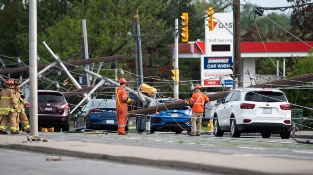 加拿大东部风暴造成至少8人死亡 数十万居民断电