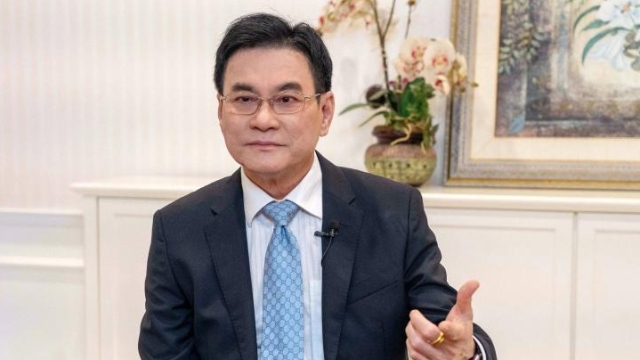 泰国副总理兼商业部长朱林确诊感染新冠病毒