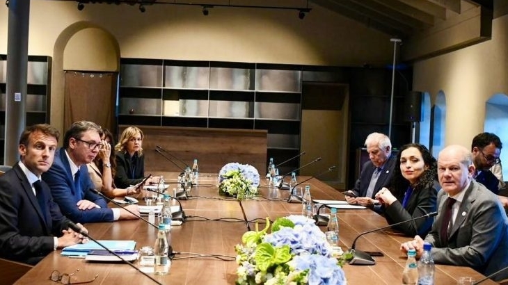 塞尔维亚总统与科索沃当局领导人短暂会面