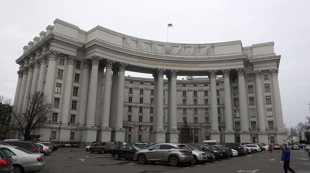 俄内务部将泽连斯基列入通缉名单，乌克兰回应