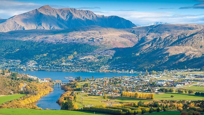 中国公民持有效澳大利亚签证今起可免签入境新西兰