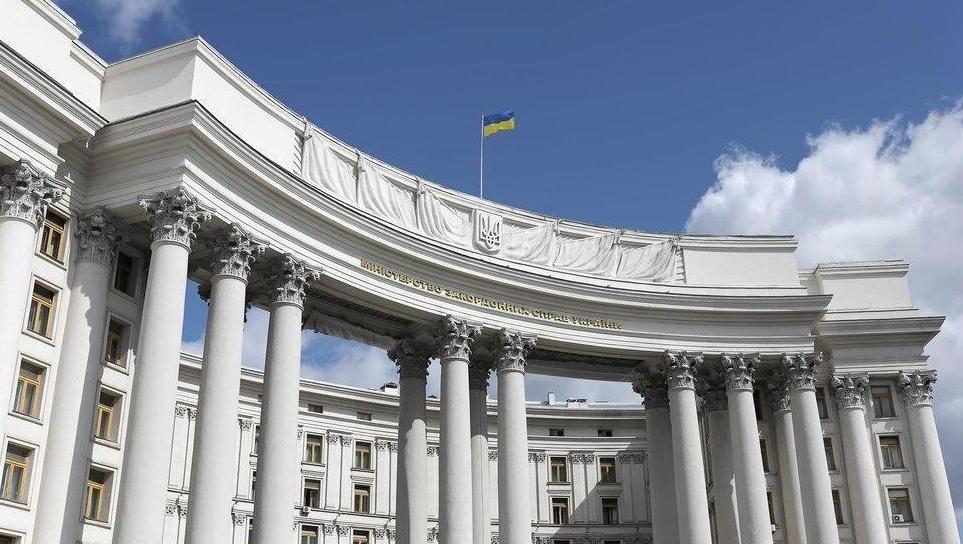 乌外交部:至少在年底前不会与俄方进行和平谈判