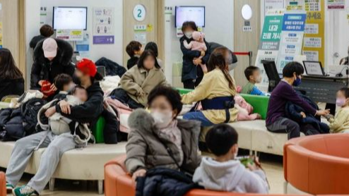 病例激增 韩国提前进入流感季高峰