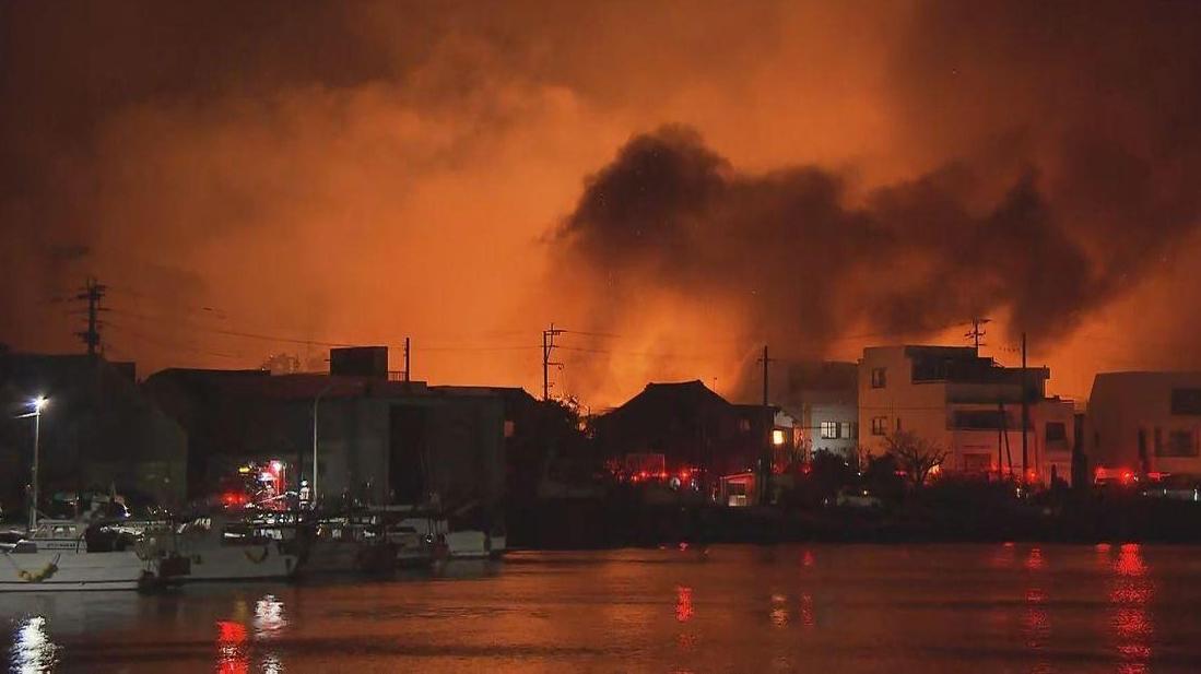 日本大分市发生大规模火灾，超170栋建筑被烧