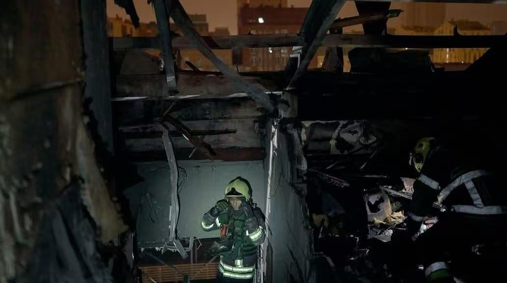 乌称多地遭袭 基辅超50万用户断电