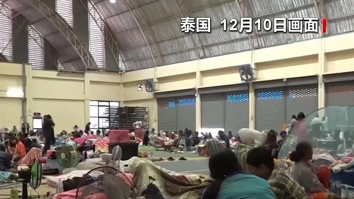 泰柬冲突持续 泰国近20万人住进避难中心 柬方70名平民死伤