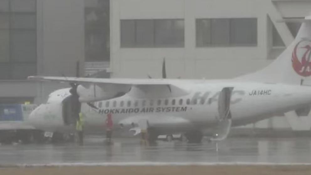 日本一客机单发失效 紧急降落函馆机场