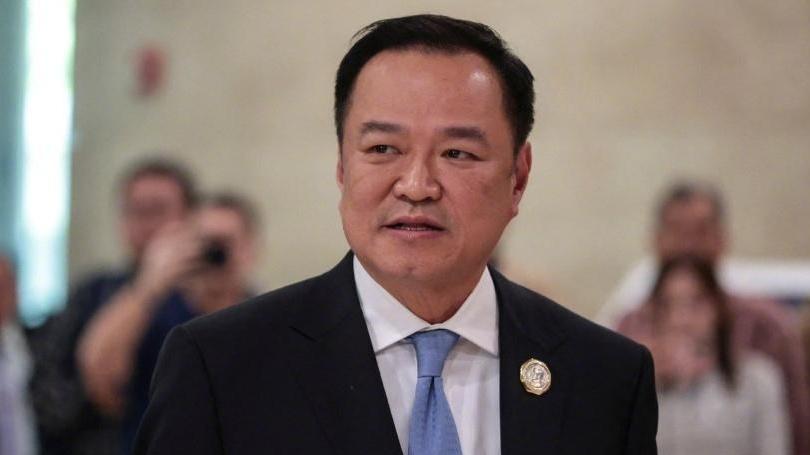 泰国总理向国王递交申请 要求解散国会下议院