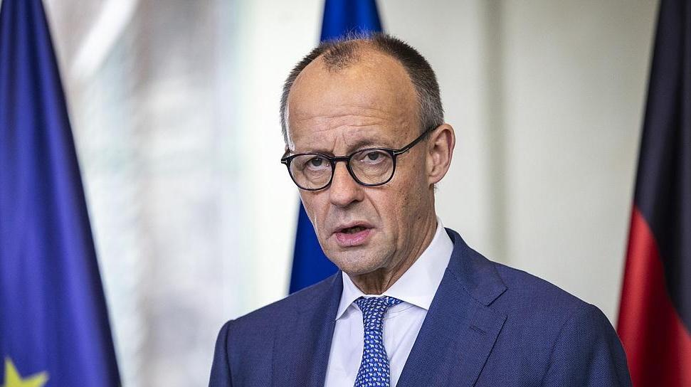 德国总理：美2026年将在德部署远程火力