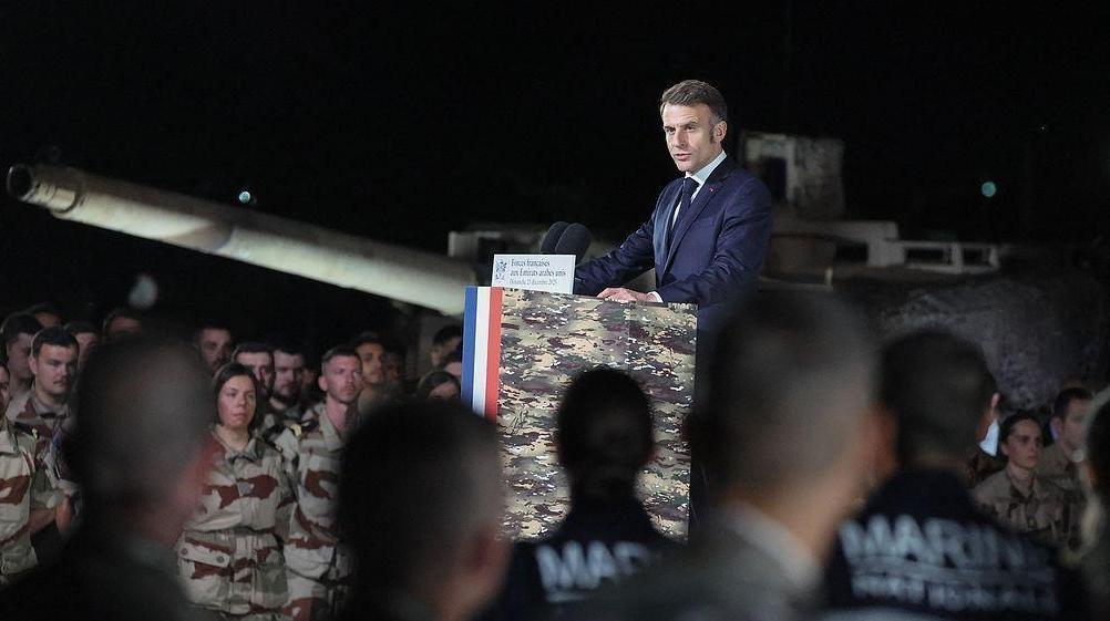 马克龙：法国将新建一艘航母