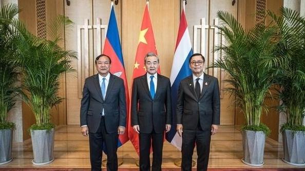 中柬泰外长举行三方会晤