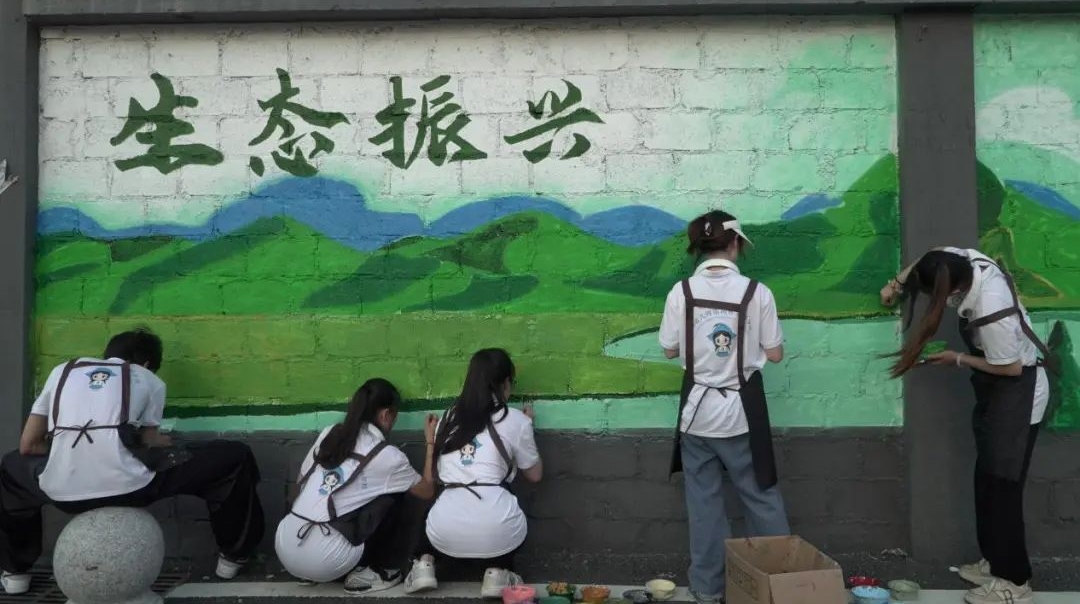 广州幼专：青春彩绘助力乡村振兴