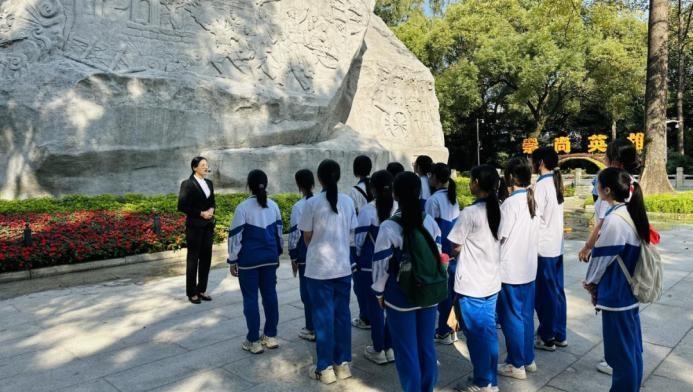 广州幼师与广州起义烈士陵园：携手传承红色文化
