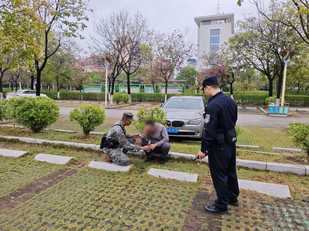 ee75071bf1bf5c2a280ec7497651653.png ee75071bf1bf5c2a280ec7497651653.png