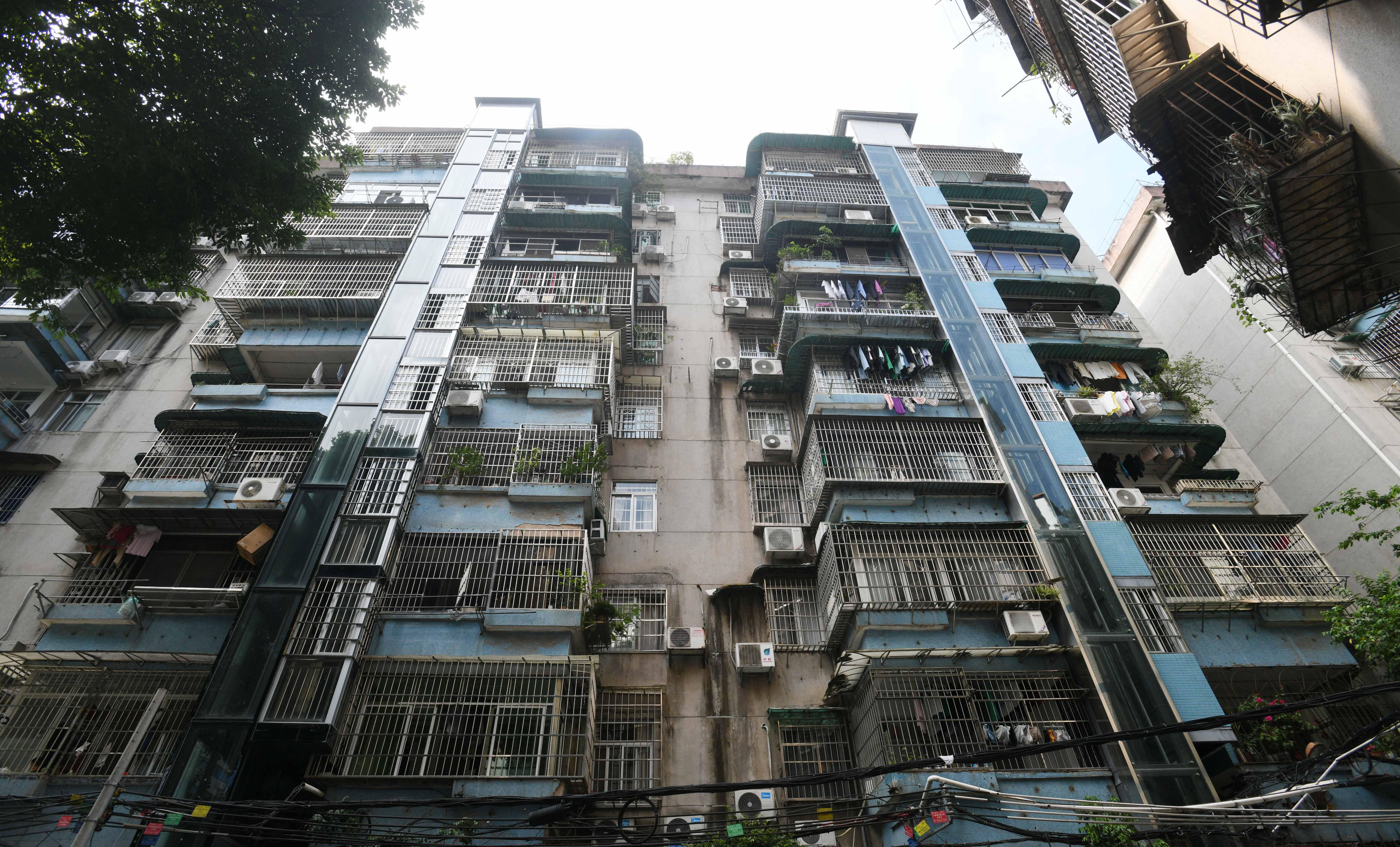 邱伟荣-(报纸图)广州全市已加装电梯超1.5万台-NEP1_20250515_C00413828417.JPG 邱伟荣-(报纸图)广州全市已加装电梯超1.5万台-NEP1_20250515_C00413828417.jpg