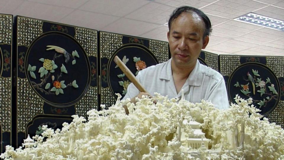 湾区文化名人访谈录 | 牙雕传承人张民辉：雕琢岁月，刻骨铭心