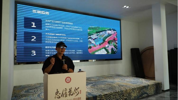 连平这群传承人，既修“笔下功”又练“手中活”