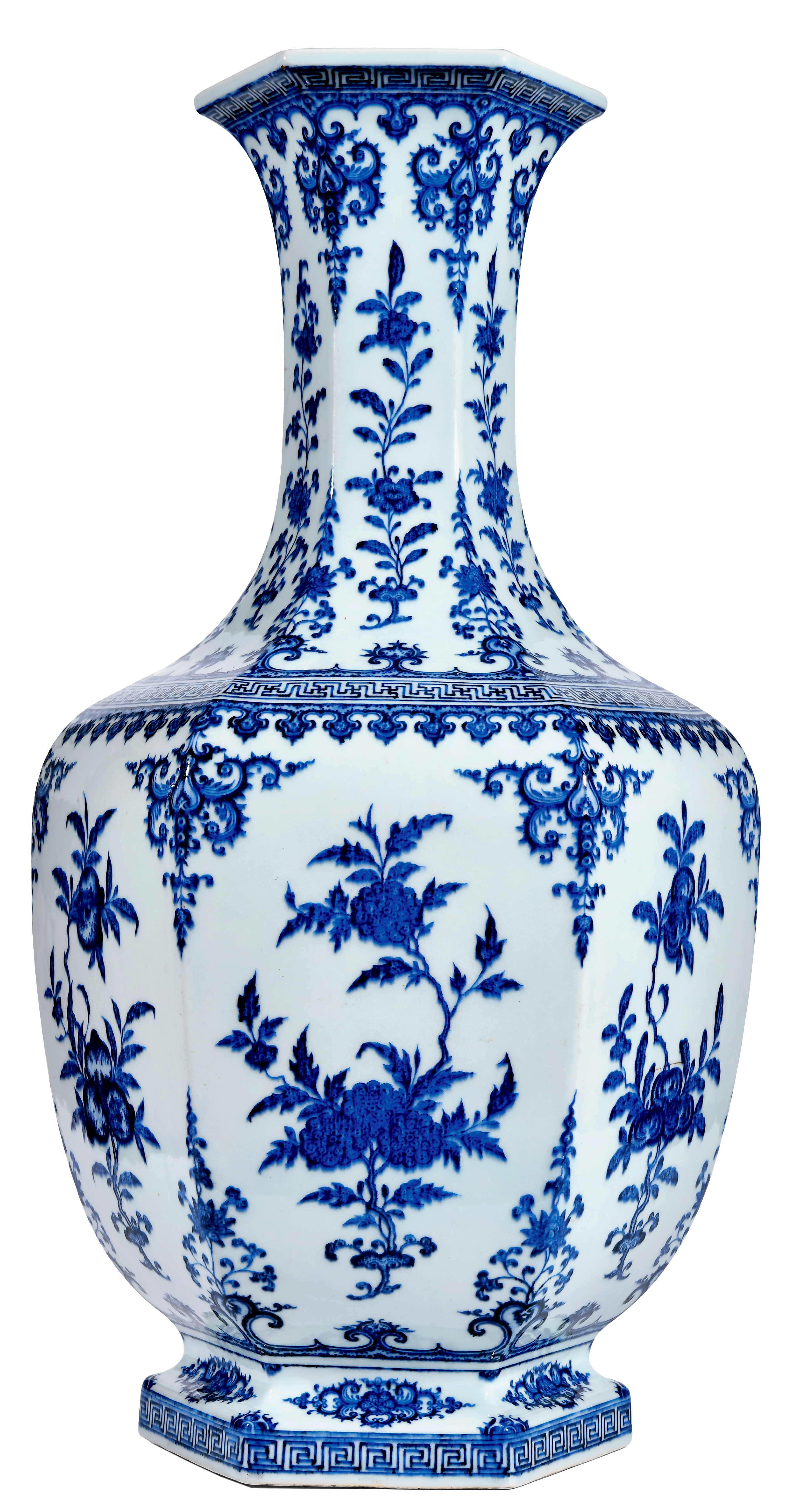 Lot 80 清乾隆 貢御青花折枝花果巴洛克式六方大尊1 Lot 80 清乾隆 貢御青花折枝花果巴洛克式六方大尊1