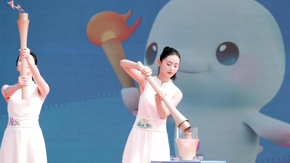 一簇“深海之火”，映照出什么？