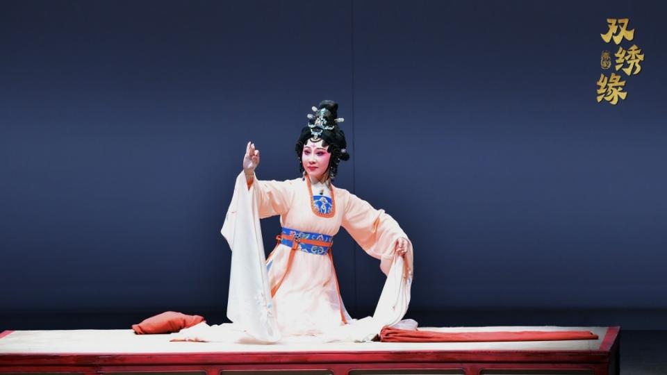 粤剧《双绣缘》李嘉宜：铆足劲头，要让上海观众看到广绣的精致、粤剧的韵味