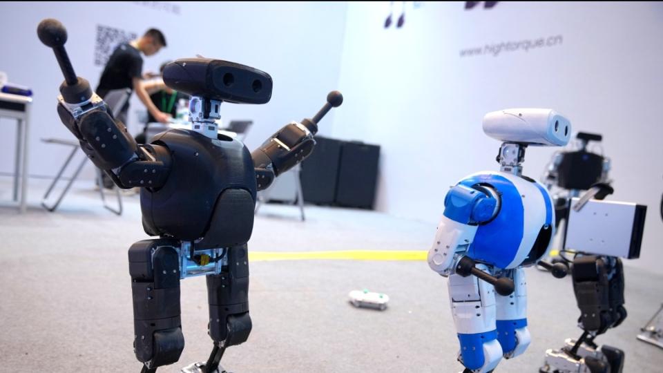 广东：支持广深等地建设具身智能训练场体系