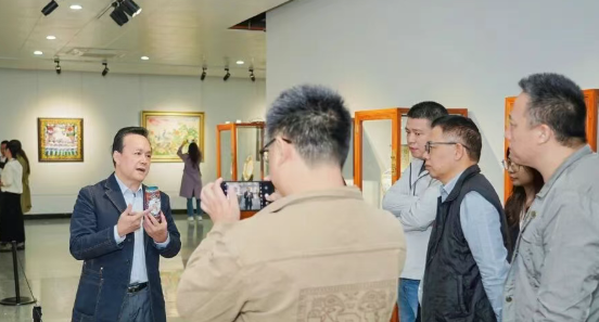 wechat_2025-10-24_220419_741