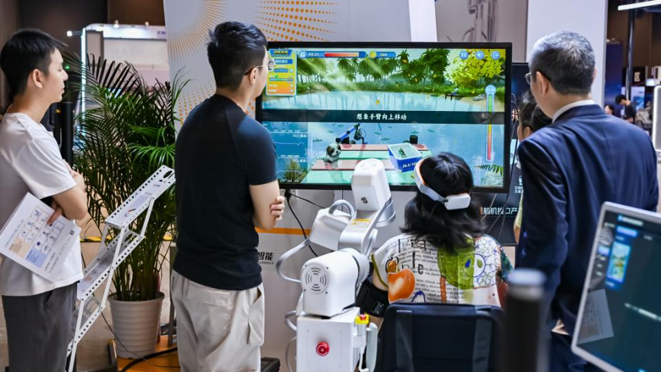 烹饪美食、康复辅助，广州具身智能产业化提速