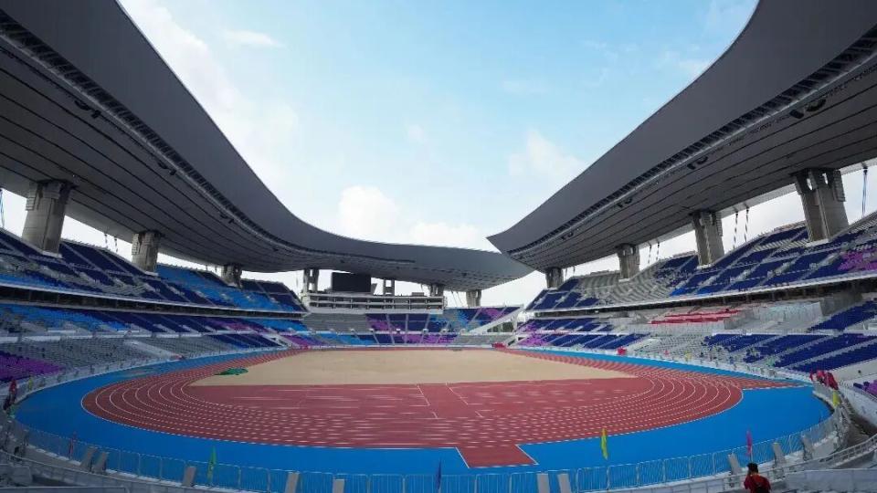 厉害！十五运会这些跑道是“钟村造”！