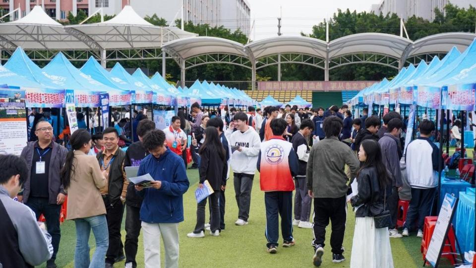 深度校企合作贡献招聘岗位基本盘，广州这所高职有何秘诀？