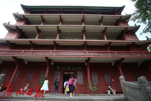 镇海楼俗称“五层楼”，老广素有“未登五层楼，不算到广州”的说法