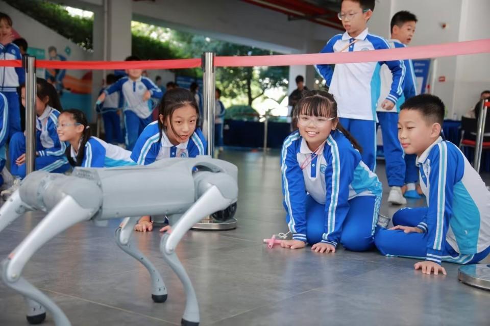 数智启梦 科创未来 羊城“数智”大讲坛走进南沙校园