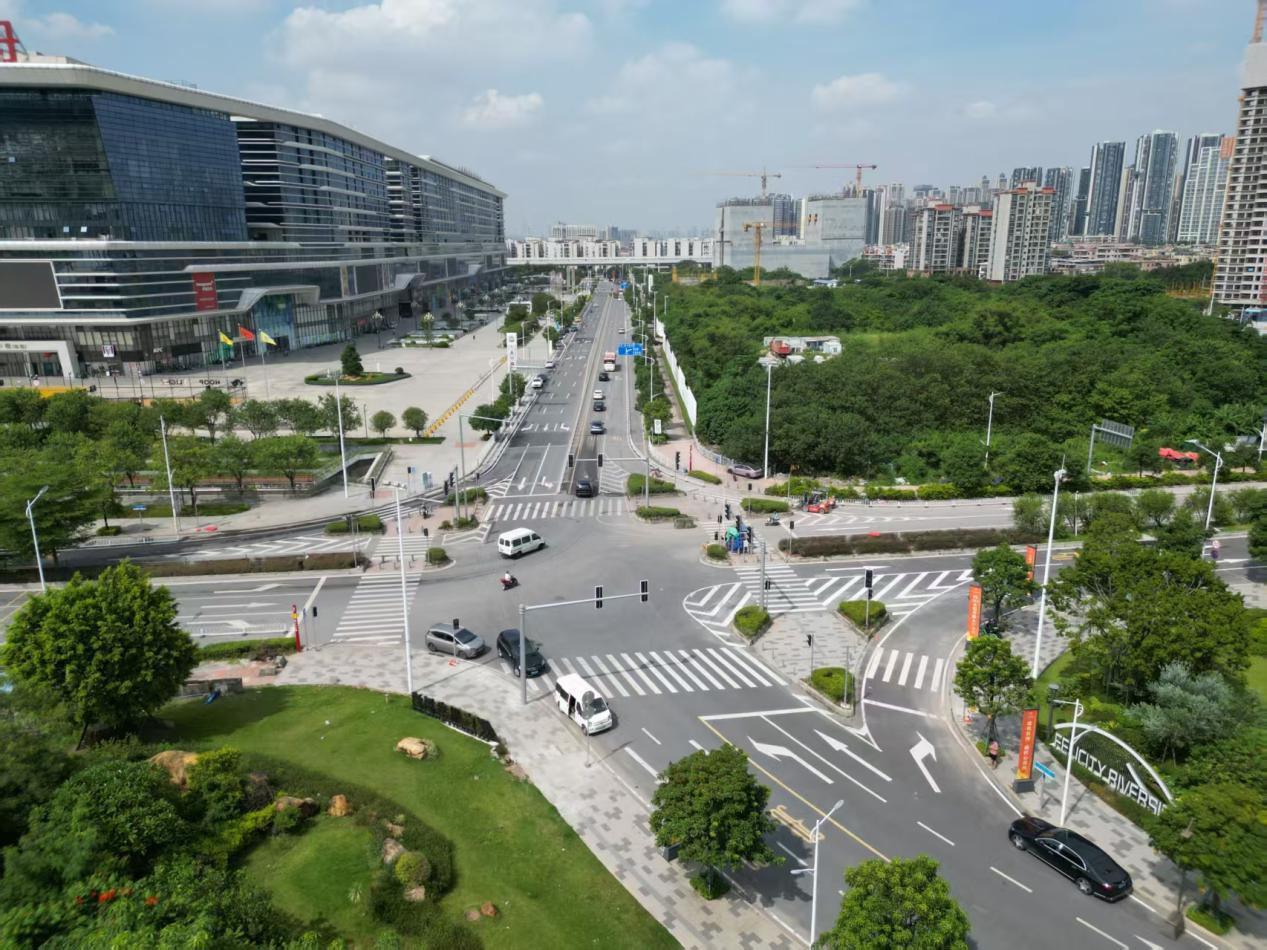 一个月10余条道路“上新”！活力荔湾在“路”上