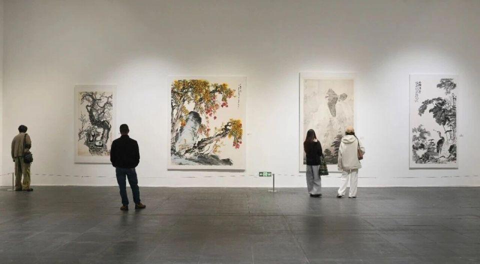 意韵纷呈！2025年全国高等艺术院校花鸟画教学研究展在广美开幕