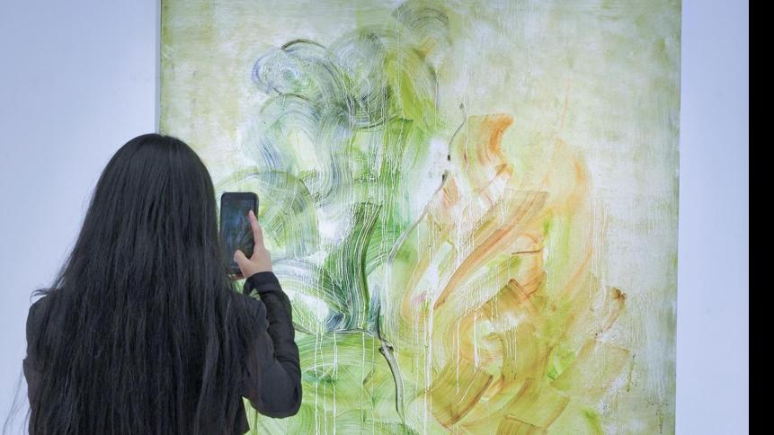 魏丽荣当代艺术展亮相广州平行线美术馆