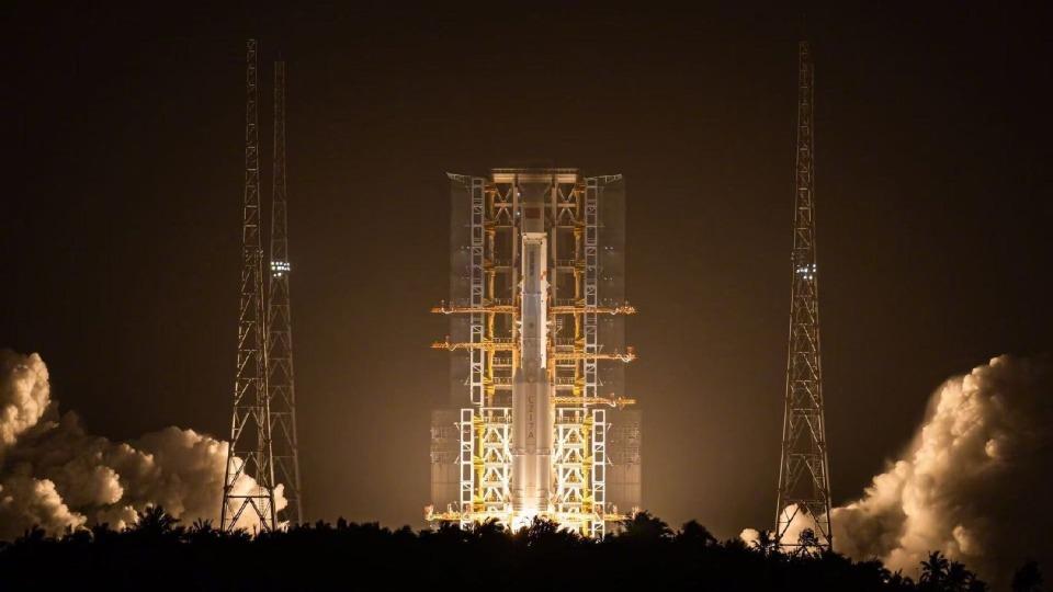 我国成功发射实践二十八号卫星