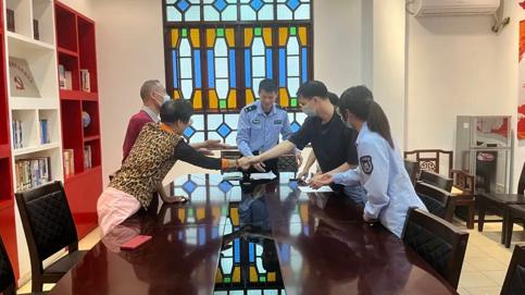 就在昌华街，你身边的“解忧茶桌”开张啦！