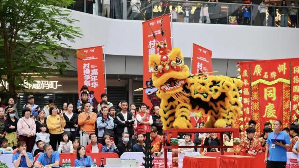 狮脉相传焕新彩！猎德醒狮双奖闪耀天河区村狮争霸嘉年华