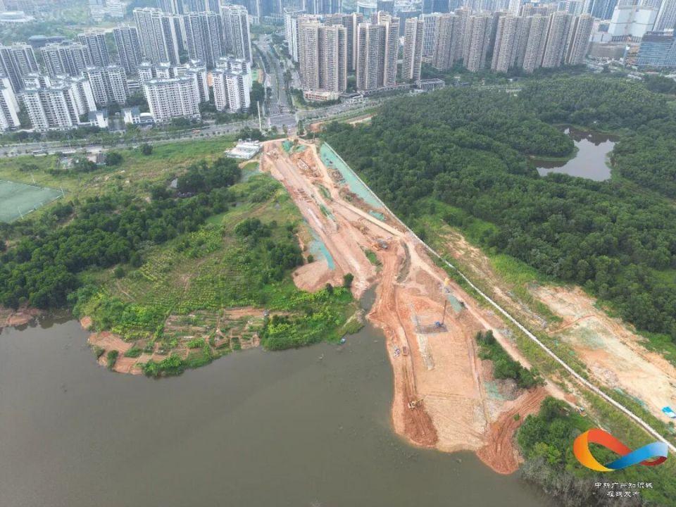 广州知识城核心路段玉麟大道分段通车