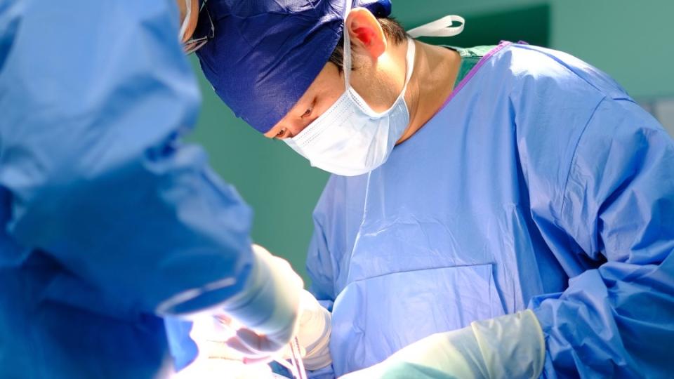 医生风采 | 易志勇：在生命的荒原上，播种希望与尊严